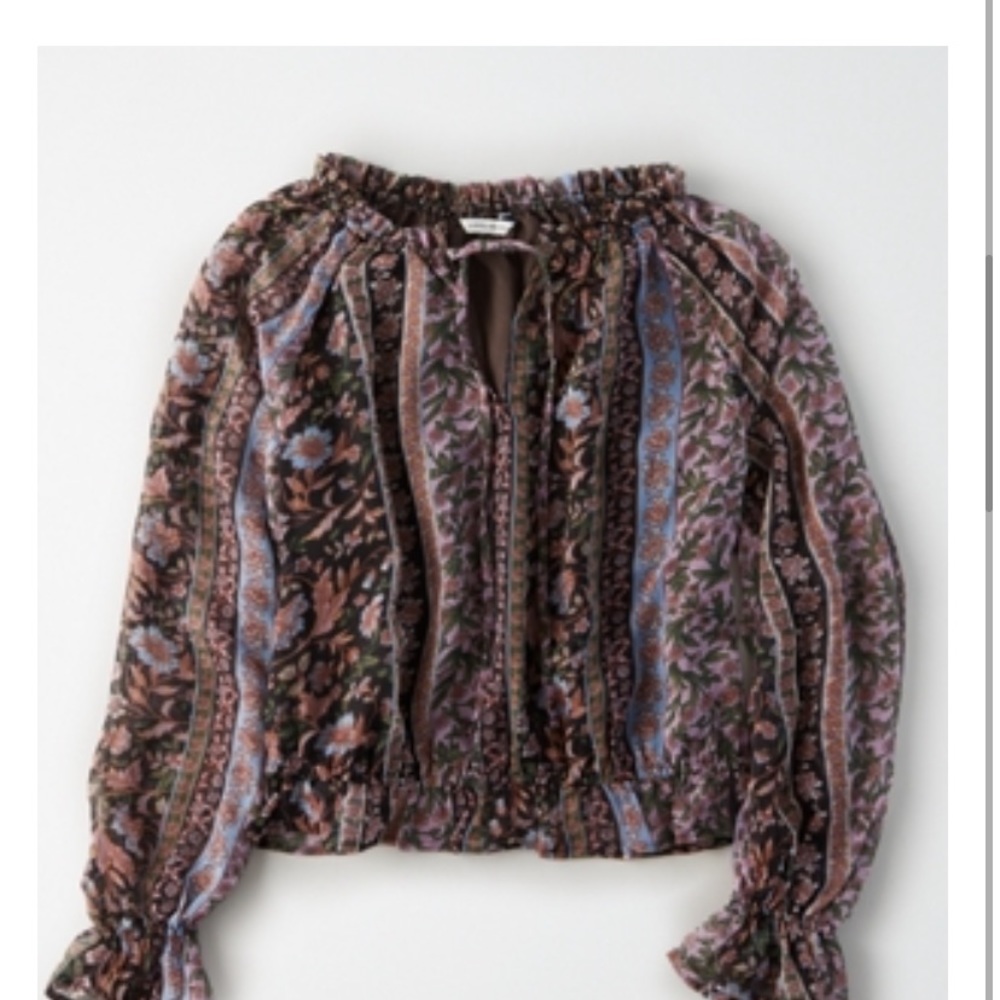AE chiffon peasant top
